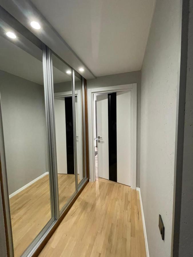 Citadel Vip Apartment Lviv Bagian luar foto