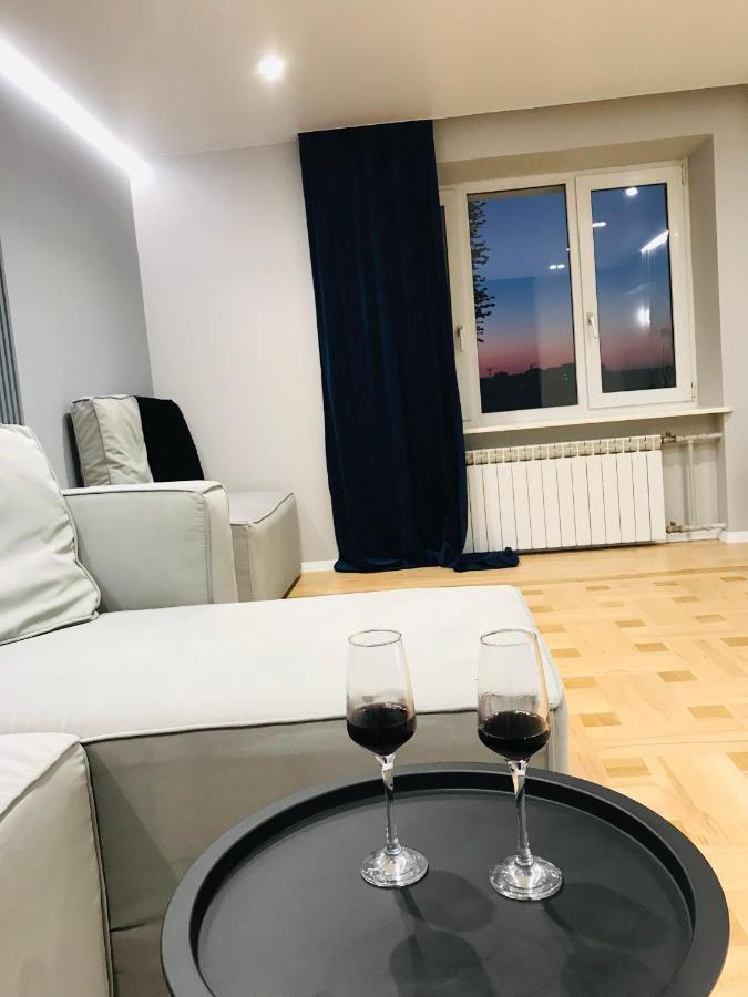 Citadel Vip Apartment Lviv Bagian luar foto